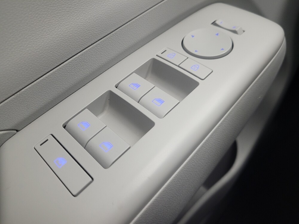 2024 Hyundai Kona in Indianapolis, IN 46222 - 18104611 27