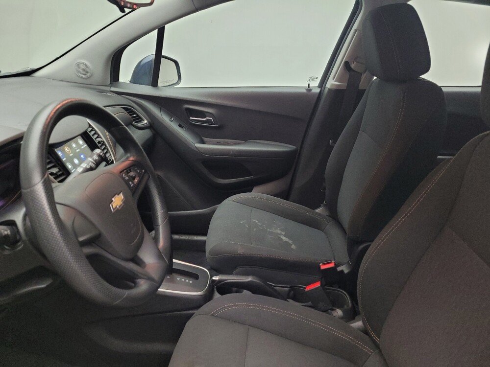 2019 Chevrolet Trax in Taylor, MI 48180 - 18104623 17