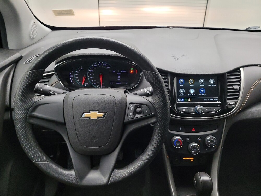 2019 Chevrolet Trax in Taylor, MI 48180 - 18104623 22