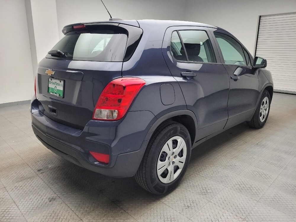 2019 Chevrolet Trax in Taylor, MI 48180 - 18104623 9