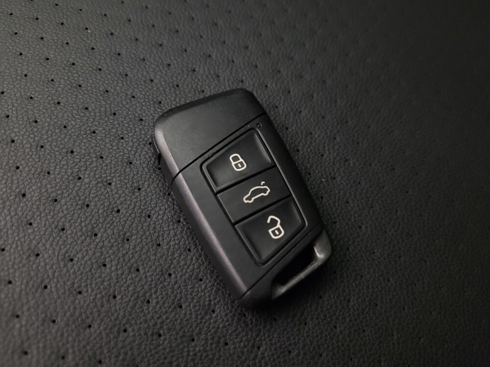 2019 Volkswagen Jetta in Glendale, AZ 85301 - 18104624 32