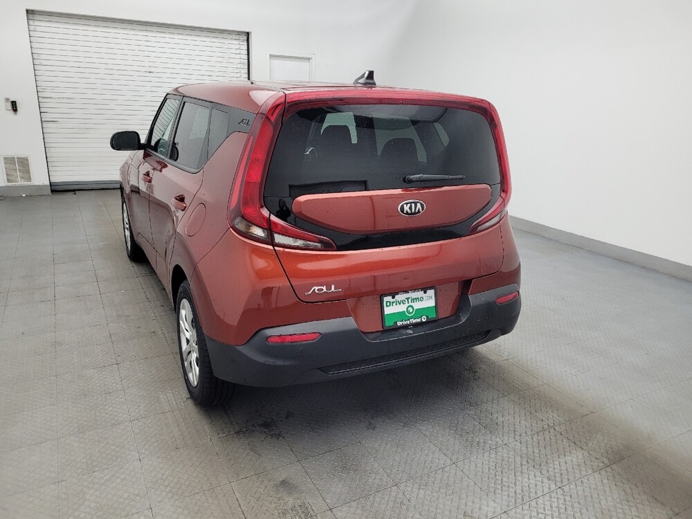 2020 Kia Soul in Columbia, SC 29210 - 18104627 6