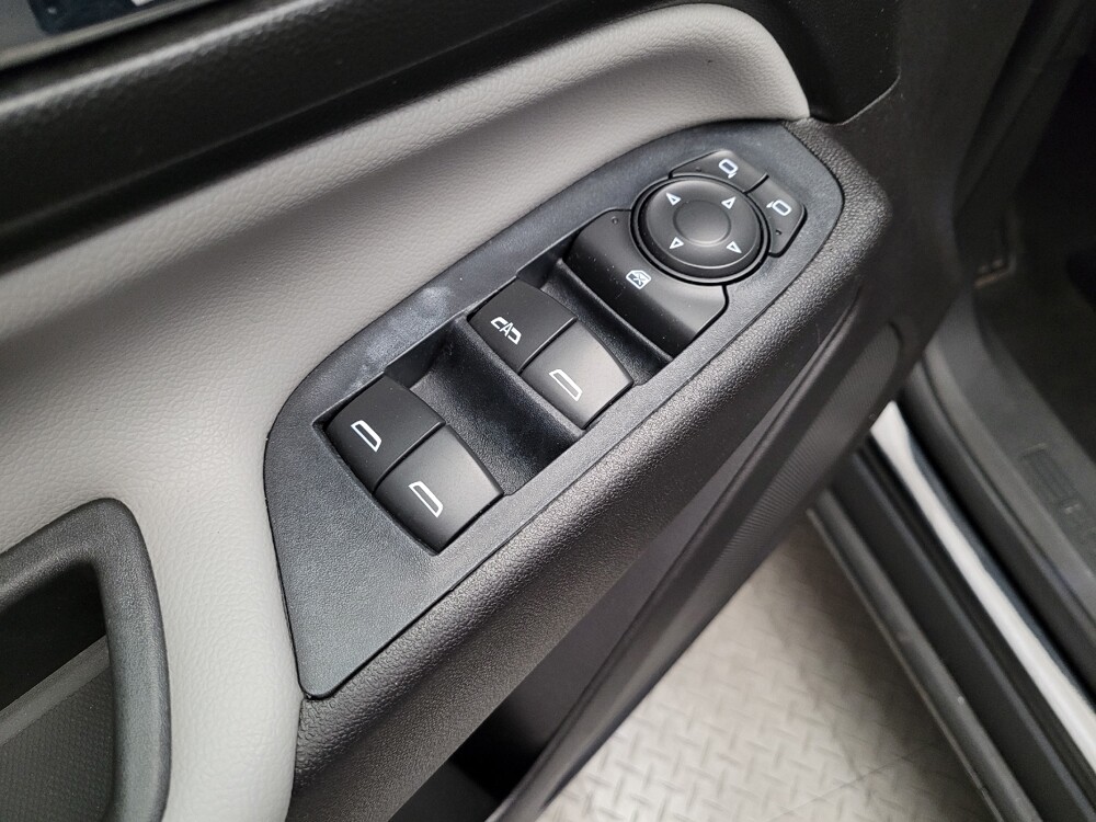 2019 Chevrolet Equinox in Torrance, CA 90504 - 18104632 27