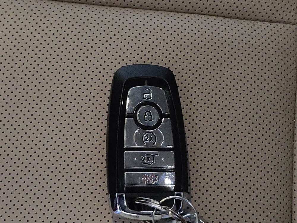 2022 Lincoln Corsair in Tallahassee, FL 32304 - 18104634 32