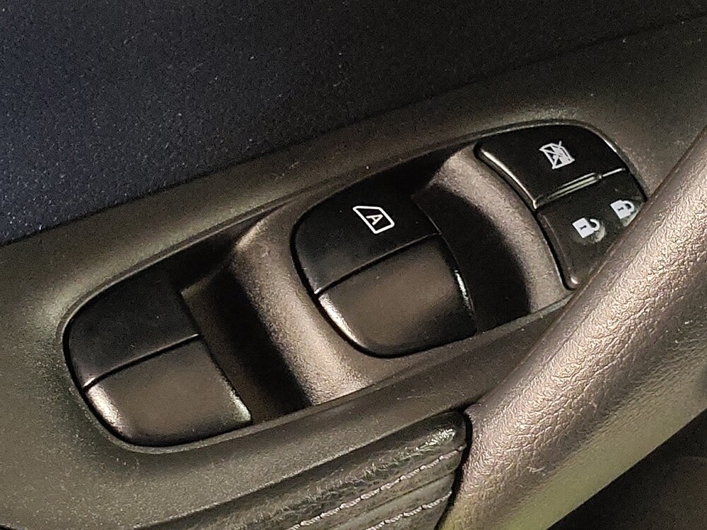 2016 Nissan Rogue in Athens, GA 30606 - 18104635 27