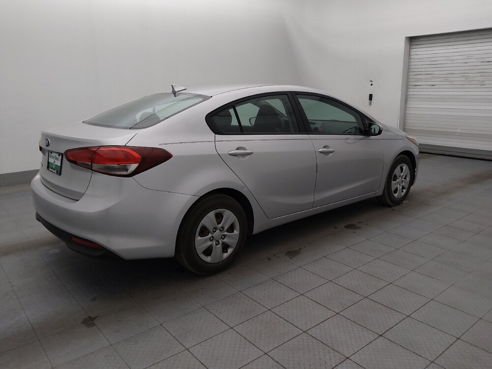 2018 Kia Forte in Athens, GA 30606 - 18104636 10