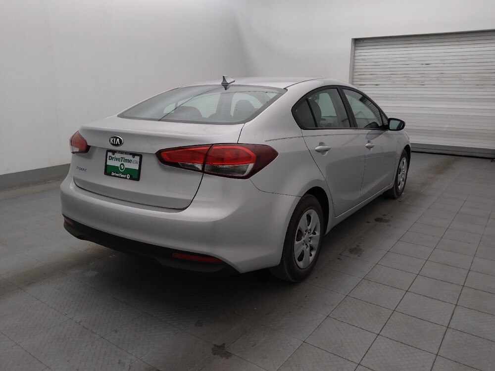2018 Kia Forte in Athens, GA 30606 - 18104636 9