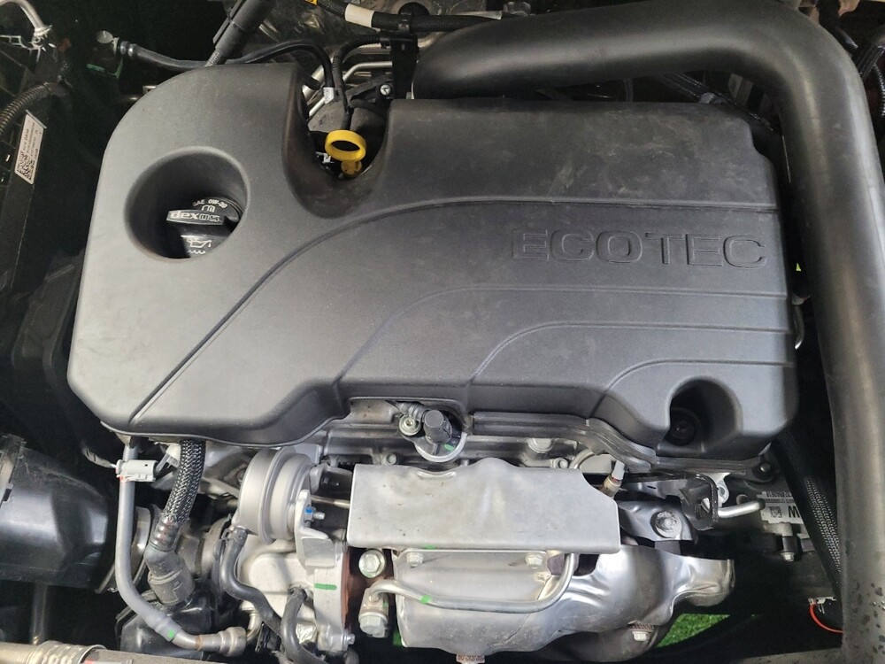 2024 Chevrolet Equinox in Knoxville, TN 37923 - 18104638 30