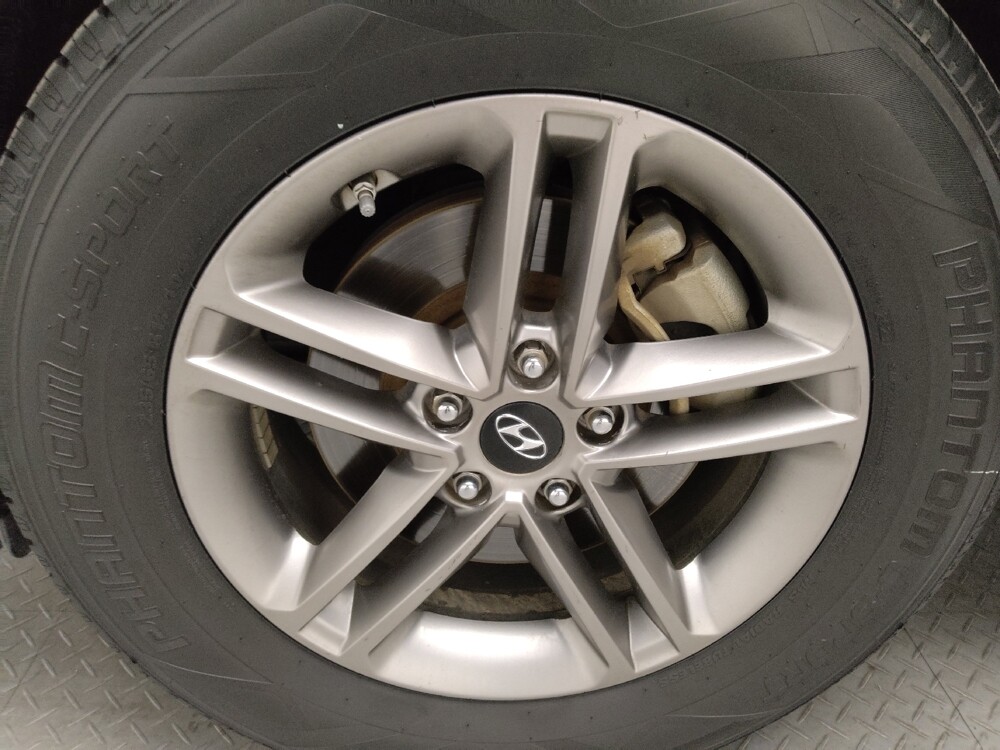 2017 Hyundai Santa Fe in Tulsa, OK 74145 - 18104656 31