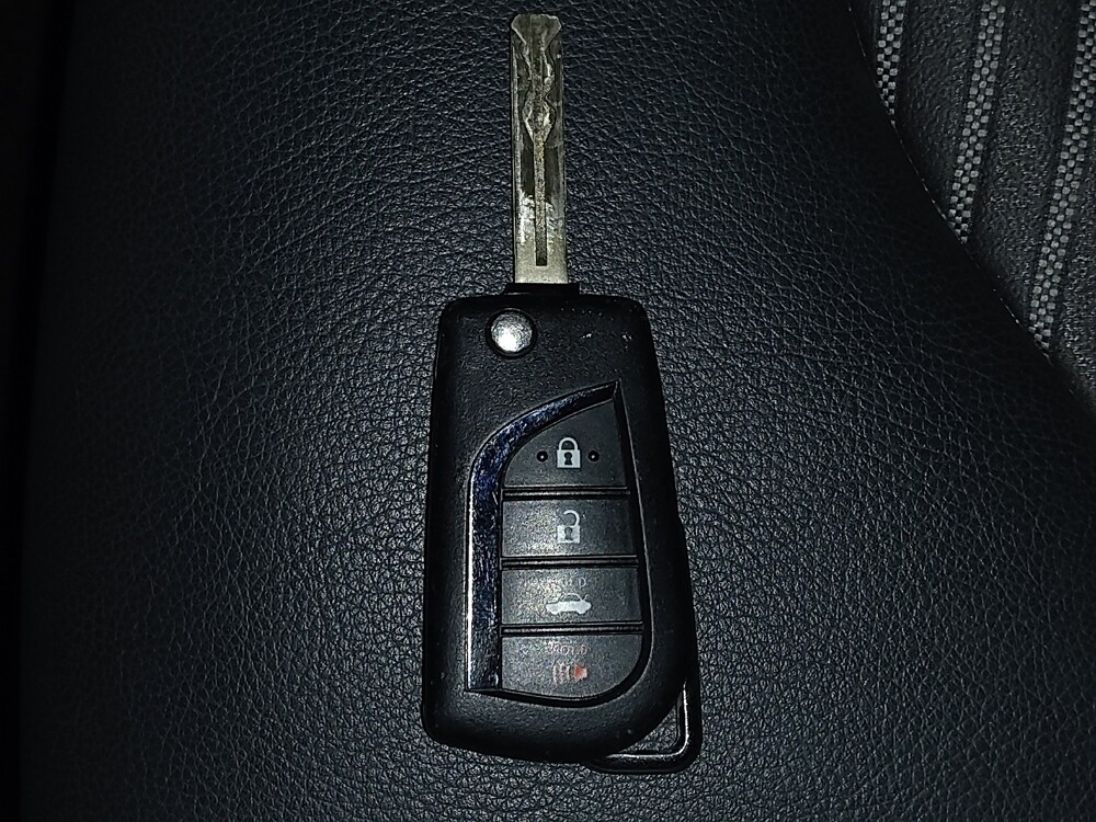 2023 Toyota Camry in Hialeah, FL 33014 - 18104657 32