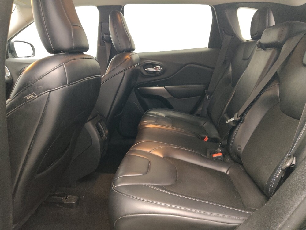2019 Jeep Cherokee in Tulsa, OK 74145 - 18104659 18