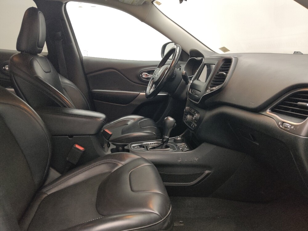 2019 Jeep Cherokee in Tulsa, OK 74145 - 18104659 21