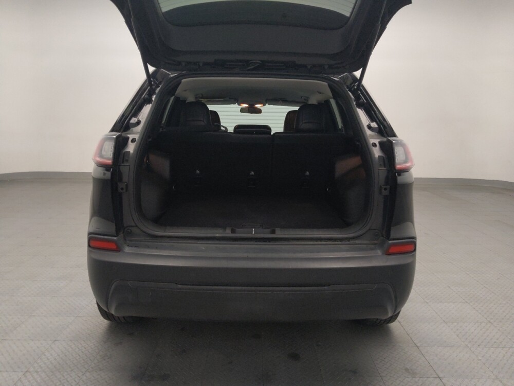 2019 Jeep Cherokee in Tulsa, OK 74145 - 18104659 29