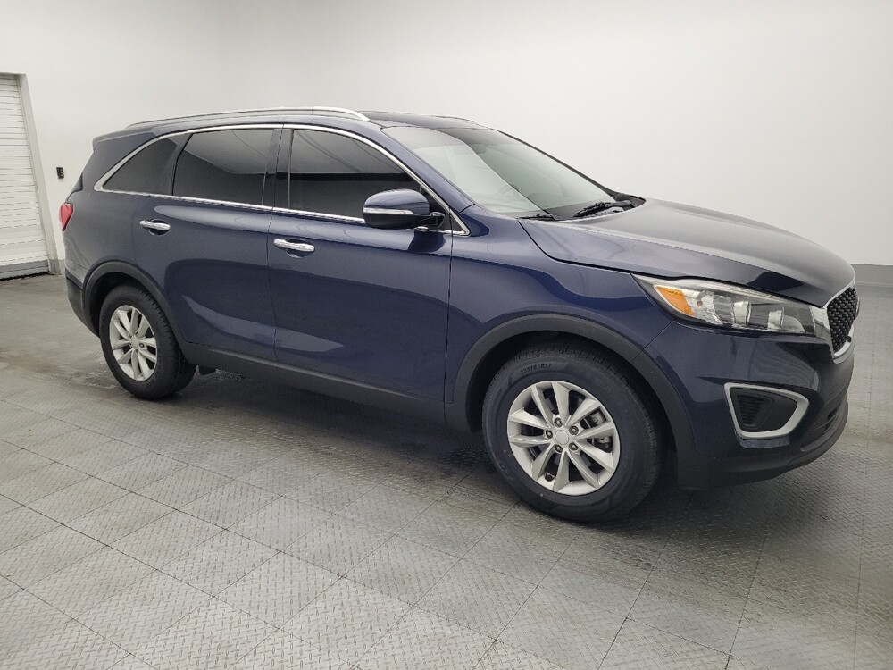 2018 Kia Sorento in Hialeah, FL 33014 - 18104660 11