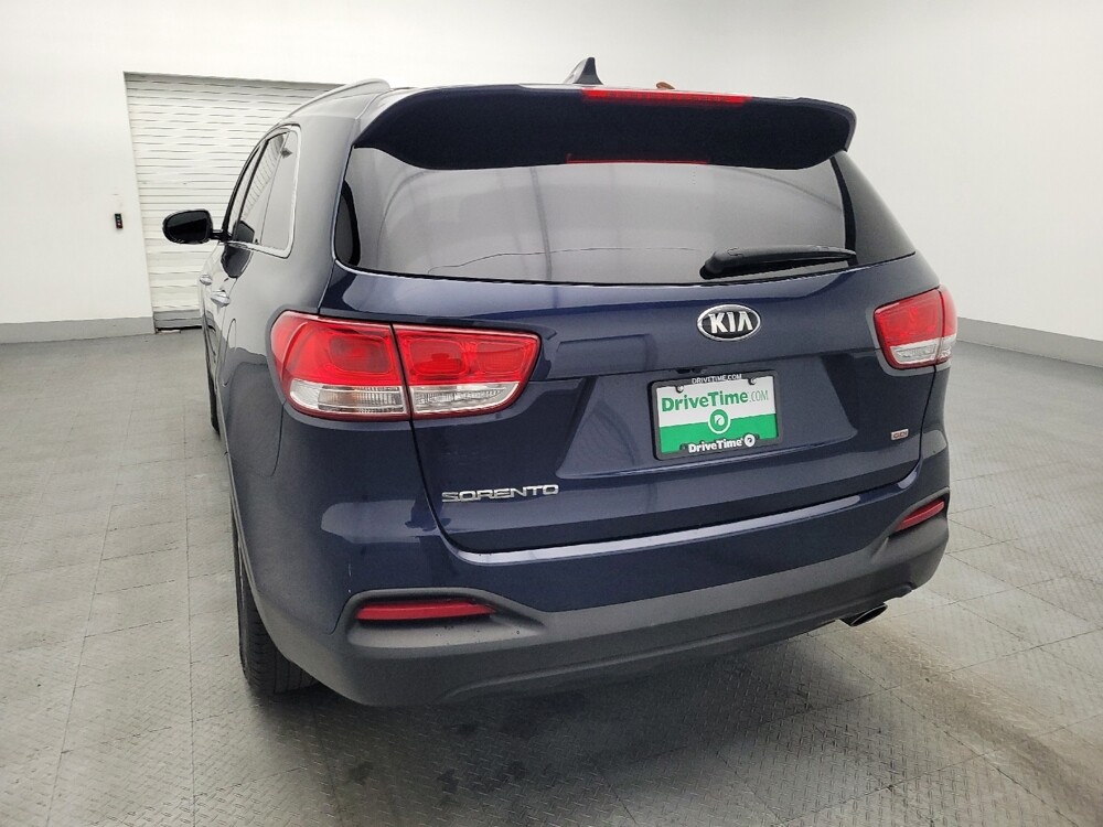 2018 Kia Sorento in Hialeah, FL 33014 - 18104660 6