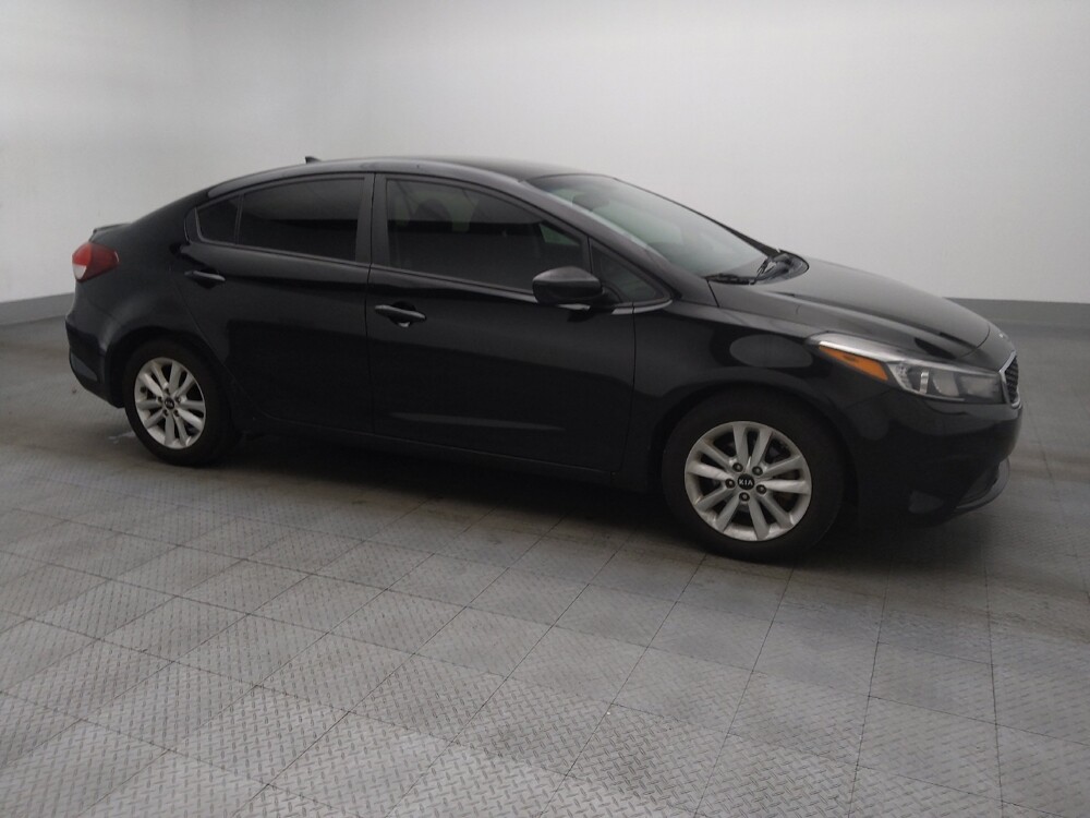 2017 Kia Forte in Mobile, AL 36606 - 18104668 11