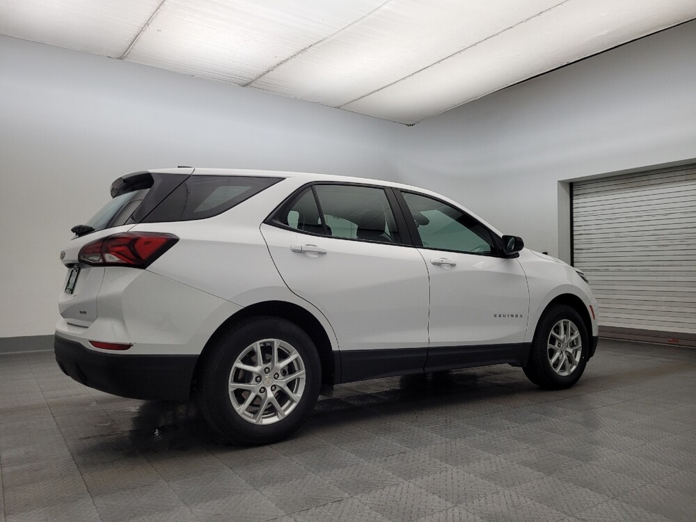 2024 Chevrolet Equinox in Glendale, AZ 85301 - 18104672 10