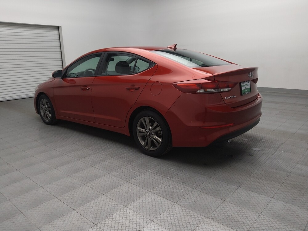 2018 Hyundai Elantra in Lewisville, TX 75067 - 18104673 5