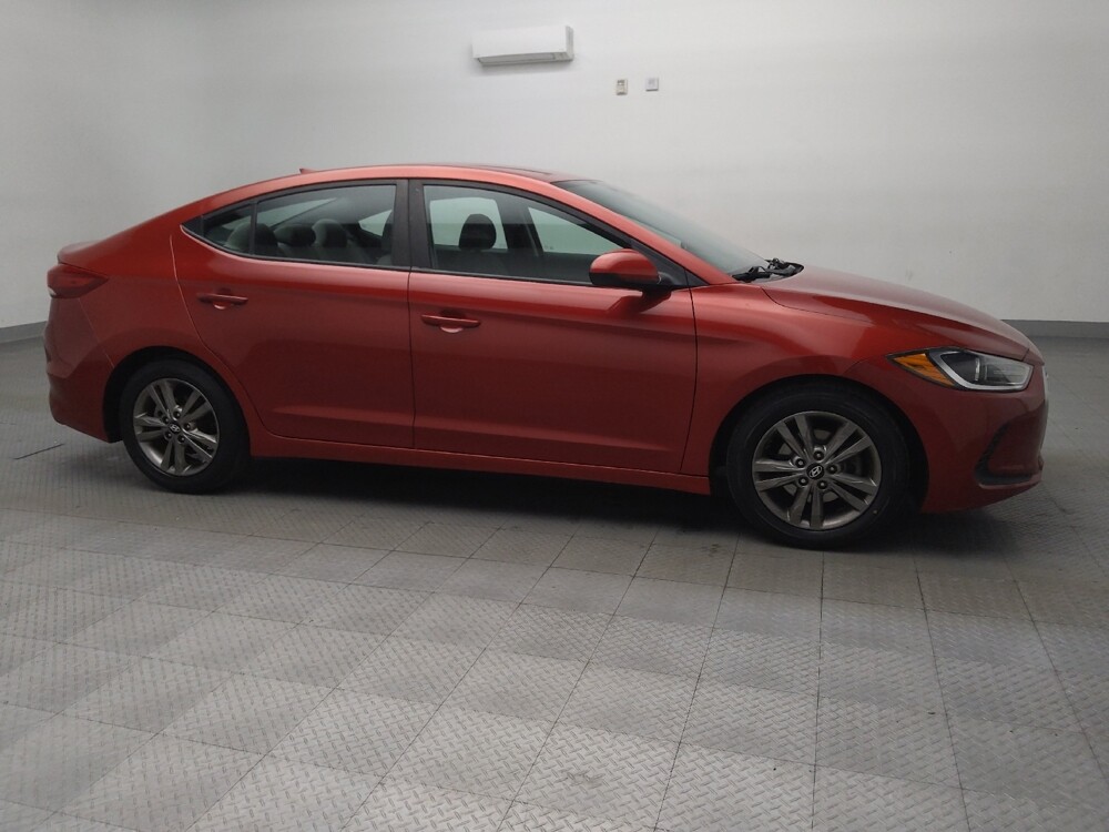 2018 Hyundai Elantra in Lewisville, TX 75067 - 18104673 11