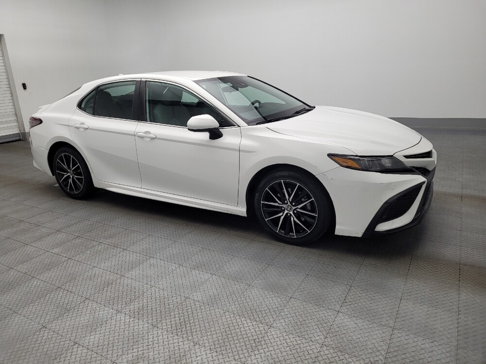 2021 Toyota Camry in Gainesville, FL 32609 - 18104677 11