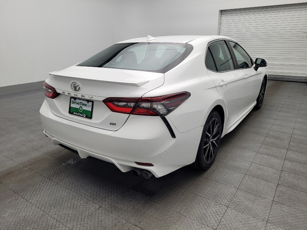 2021 Toyota Camry in Gainesville, FL 32609 - 18104677 9
