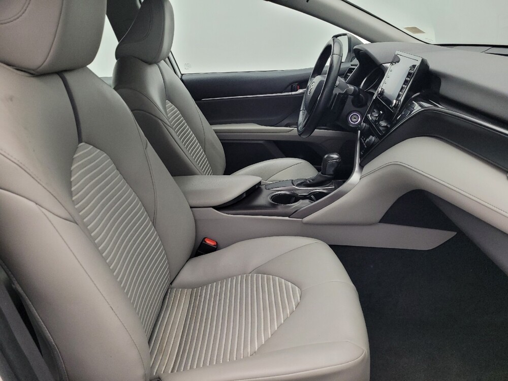 2021 Toyota Camry in Gainesville, FL 32609 - 18104677 21