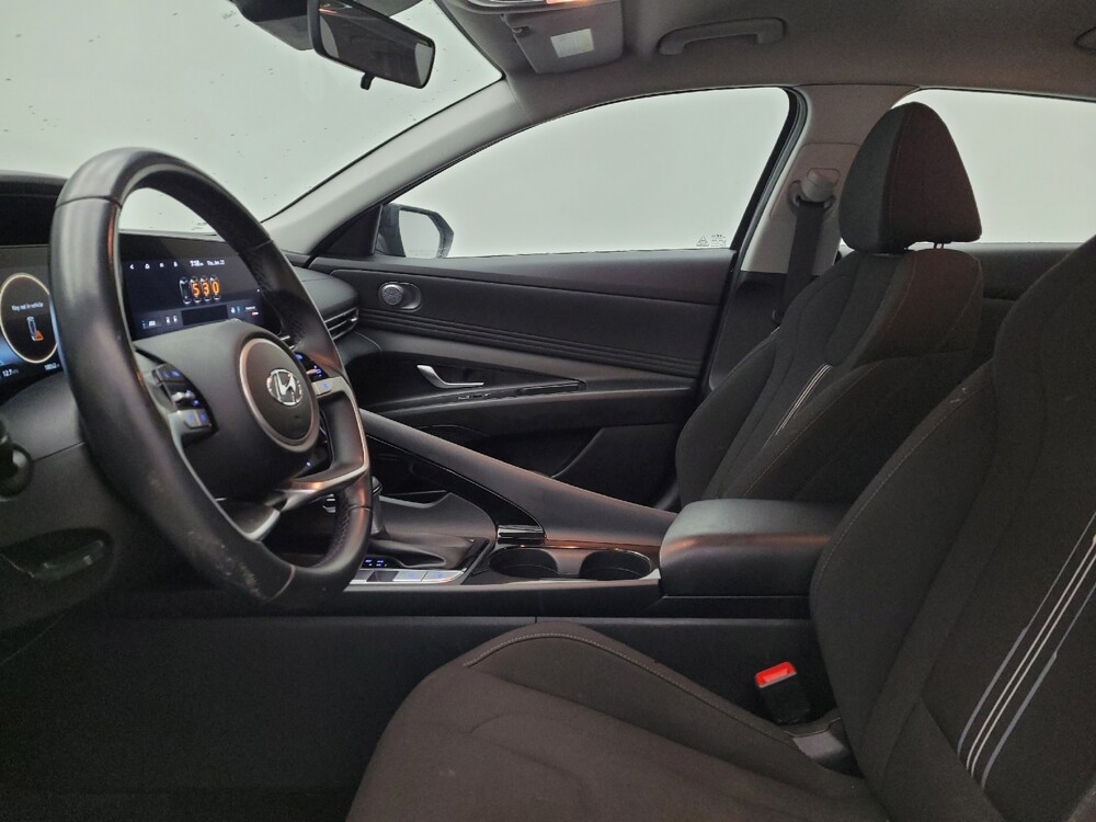 2023 Hyundai Elantra in Columbus, OH 43231 - 18104680 17