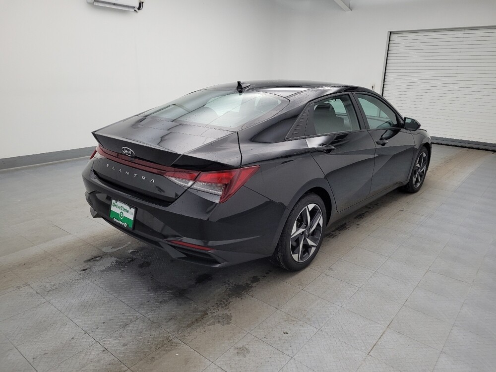 2023 Hyundai Elantra in Columbus, OH 43231 - 18104680 9