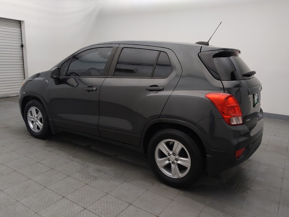 2019 Chevrolet Trax in Houston, TX 77060 - 18104683 3