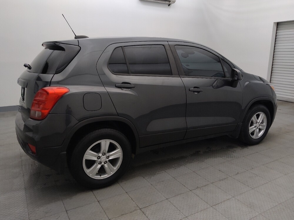 2019 Chevrolet Trax in Houston, TX 77060 - 18104683 10