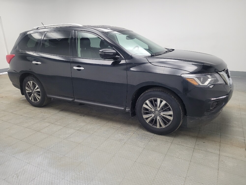 2017 Nissan Pathfinder in Antioch, TN 37013 - 18104685 11