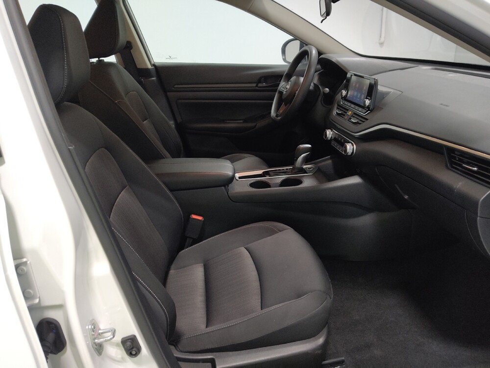 2024 Nissan Altima in Columbus, OH 43231 - 18104686 21