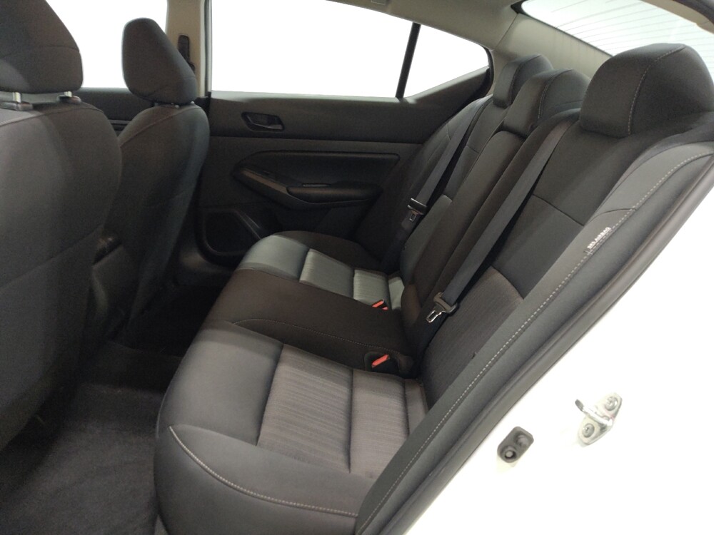 2024 Nissan Altima in Columbus, OH 43231 - 18104686 18