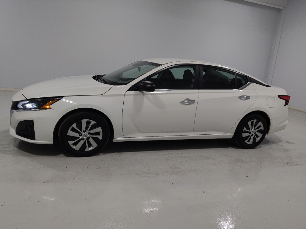 2024 Nissan Altima in Columbus, OH 43231 - 18104686 2