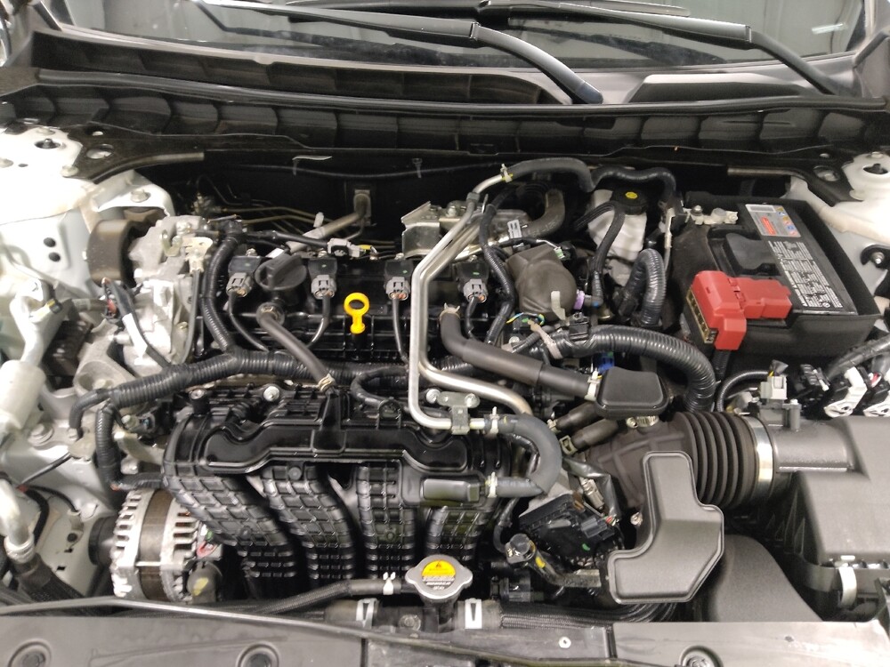 2024 Nissan Altima in Columbus, OH 43231 - 18104686 30