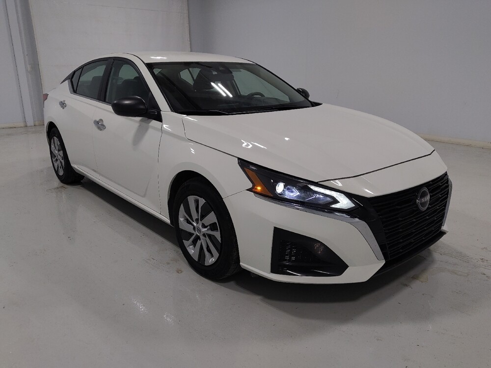 2024 Nissan Altima in Columbus, OH 43231 - 18104686 13