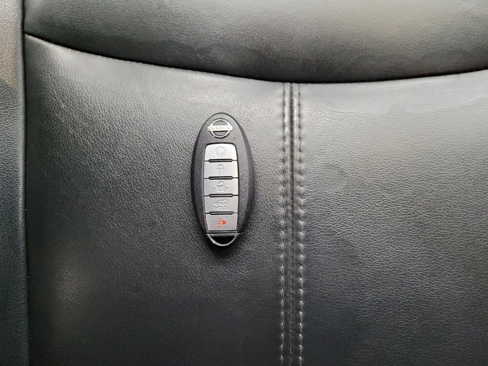 2020 Nissan Pathfinder in Las Vegas, NV 89102 - 18104687 32