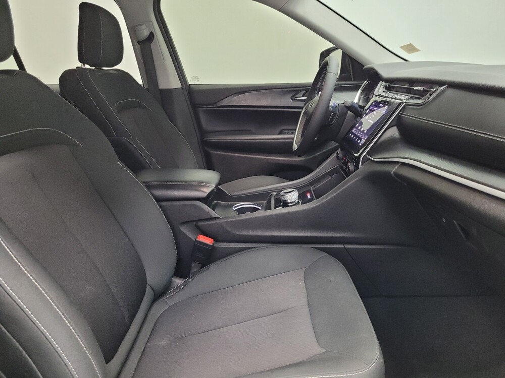 2023 Jeep Grand Cherokee in Las Vegas, NV 89102 - 18104688 21