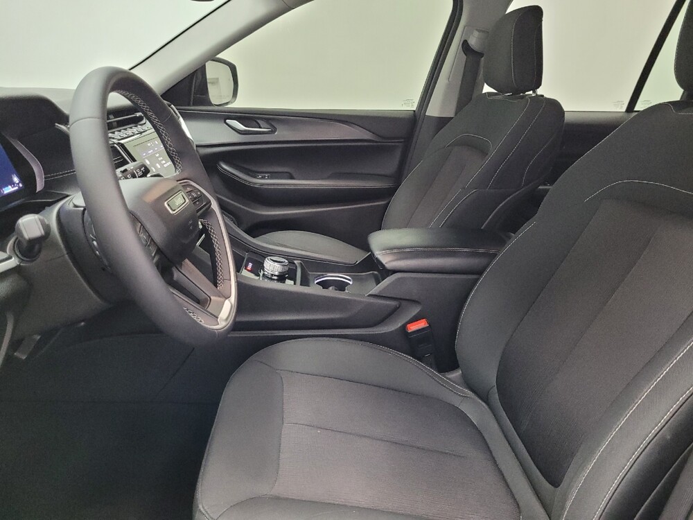 2023 Jeep Grand Cherokee in Las Vegas, NV 89102 - 18104688 17