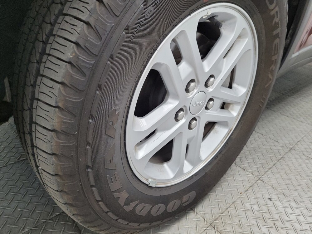 2023 Jeep Grand Cherokee in Las Vegas, NV 89102 - 18104688 31