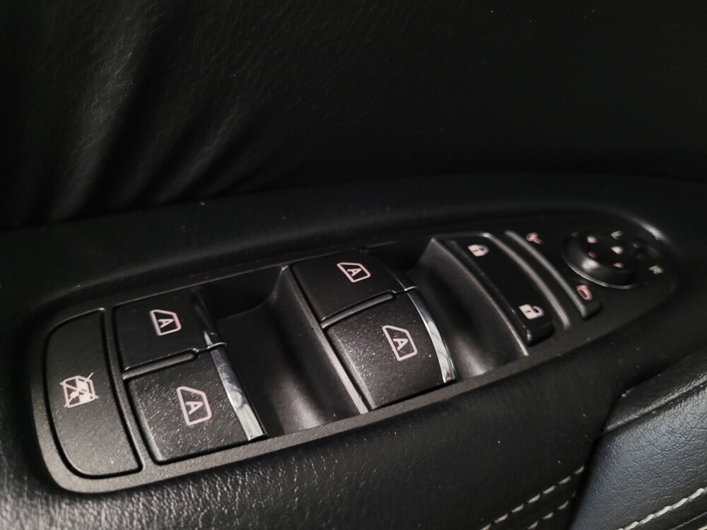 2020 Nissan Armada in Tampa, FL 33619 - 18104690 27