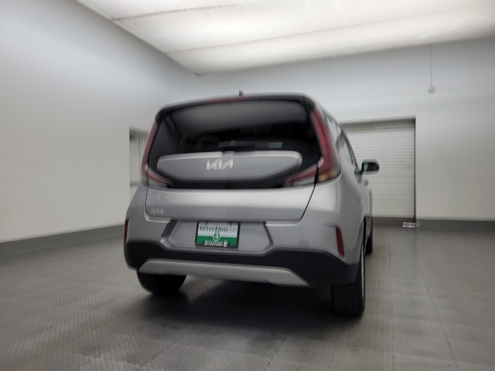 2024 Kia Soul in Tucson, AZ 85705 - 18104694 7