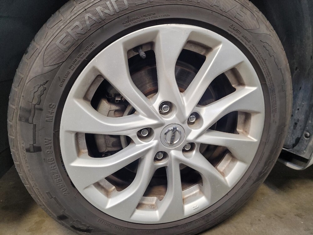 2018 Nissan Sentra in Riverside, CA 92504 - 18104696 31