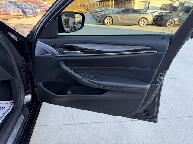 2018 BMW 530e in Knoxville, TN 37920 - 18104698 9