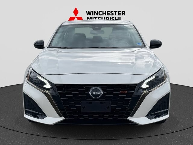 2024 Nissan Altima in Winchester, VA 22602 - 18104712 6