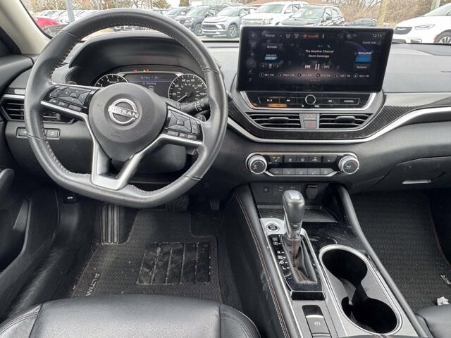 2024 Nissan Altima in Winchester, VA 22602 - 18104712 15