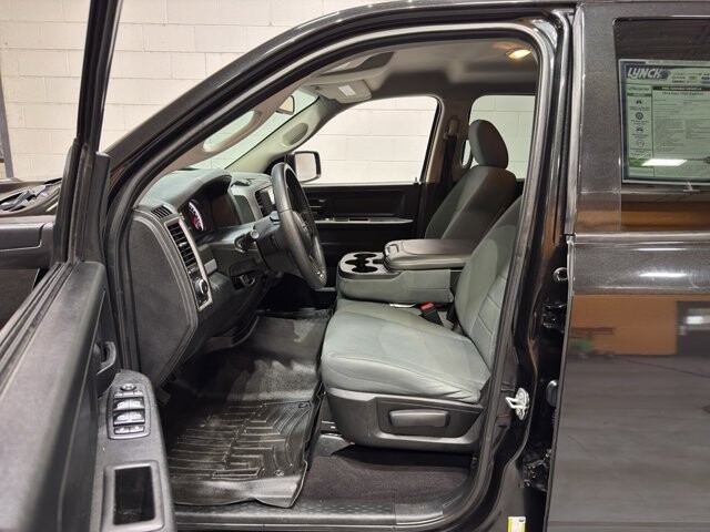 2018 RAM 1500 in Burlington, WI 53105 - 18104714 13