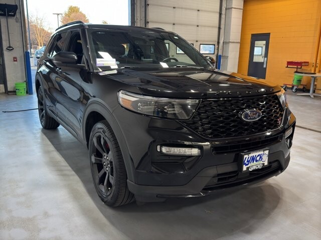2023 Ford Explorer in Burlington, WI 53105 - 18104715 7