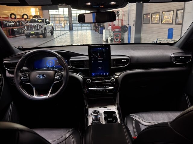 2023 Ford Explorer in Burlington, WI 53105 - 18104715 14
