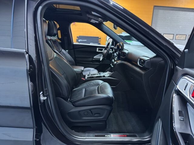 2023 Ford Explorer in Burlington, WI 53105 - 18104715 18